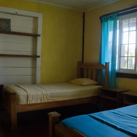 Spanish By The Sea - Bocas Bocas Town Ngoại thất bức ảnh