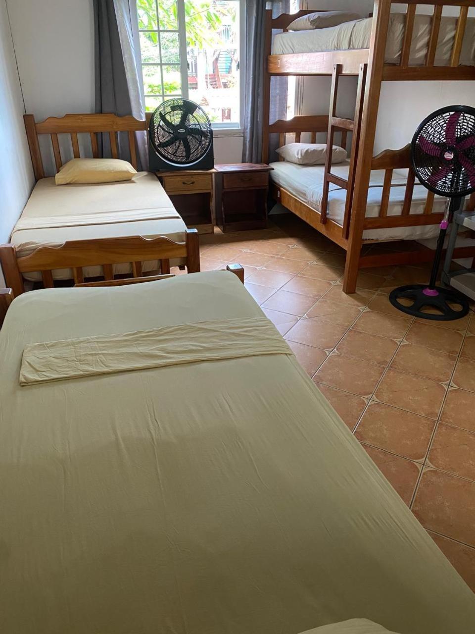 Spanish By The Sea - Bocas Bocas Town Ngoại thất bức ảnh